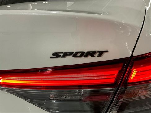 Certified 2024 Honda Civic Sport image 23