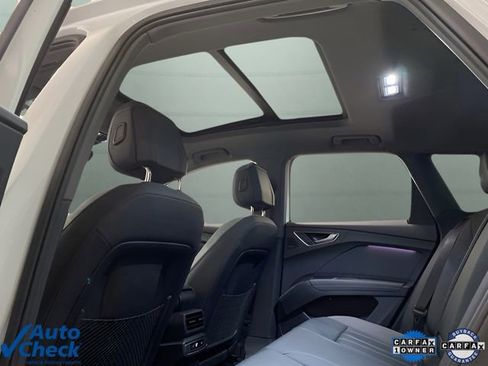 Used 2024 Audi Q4 e-tron Premium Plus w/ Premium Plus image 23