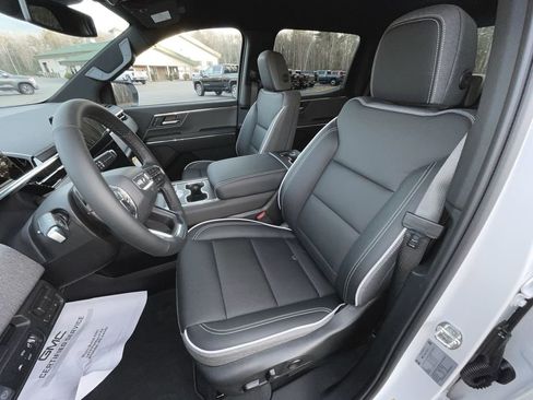 New 2026 GMC Sierra EV Elevation image 23