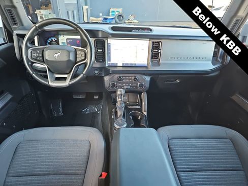 Used 2023 Ford Bronco Outer Banks AWD/4WD image 14