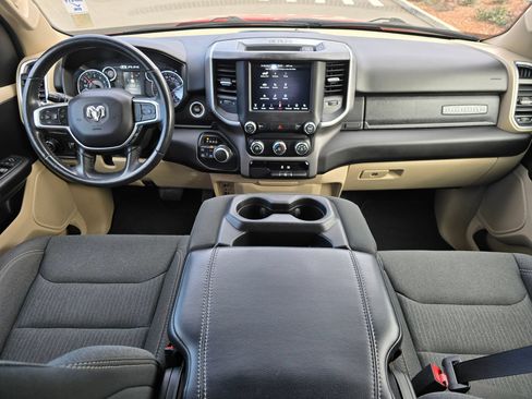 Used 2020 RAM 1500 Big Horn AWD/4WD image 16