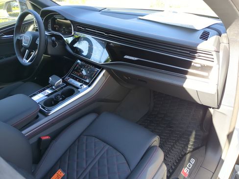 New 2026 Audi SQ8 Prestige image 12
