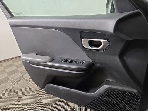Certified 2025 Kia K4 LXS image 32
