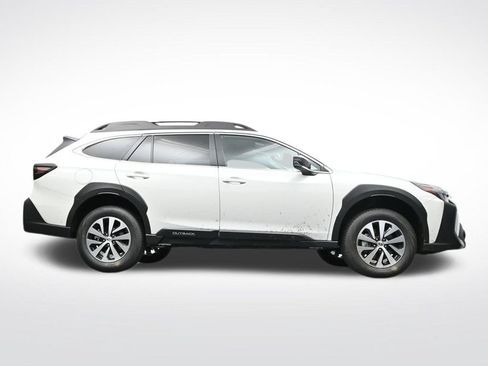 Used 2025 Subaru Outback Premium w/ Popular Package #1 AWD/4WD image 37