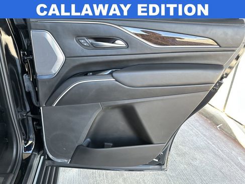 Used 2022 Cadillac Escalade Sport Platinum w/ LPO, ONYX Package AWD/4WD image 31