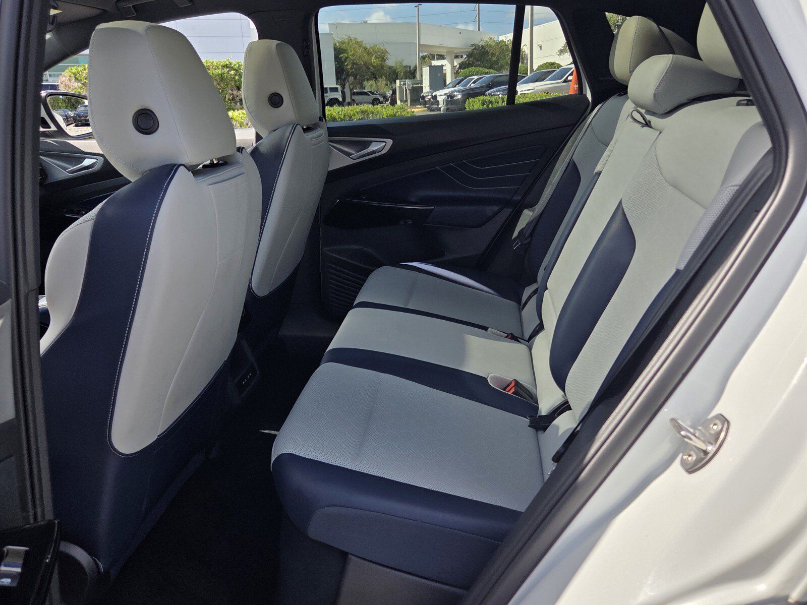 Used 2024 Volkswagen ID.4 S RWD image 11