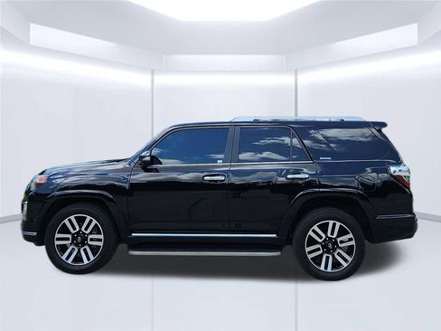 Used 2024 Toyota 4Runner Limited RWD image 8