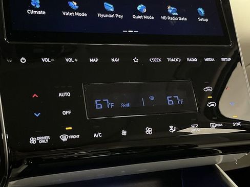 Used 2023 Hyundai Tucson Limited image 21