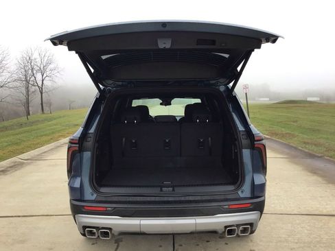 New 2026 Chevrolet Traverse LT image 5