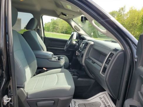 Used 2017 RAM 2500 Tradesman w/ Chrome Appearance Group AWD/4WD image 23