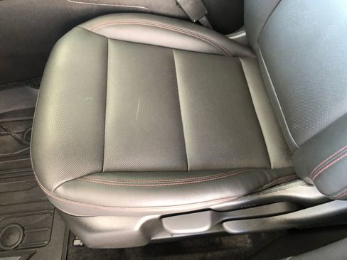 Used 2024 Chevrolet Trax RS w/ Driver Confidence Package FWD image 18