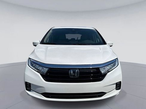 Certified 2024 Honda Odyssey Touring image 9