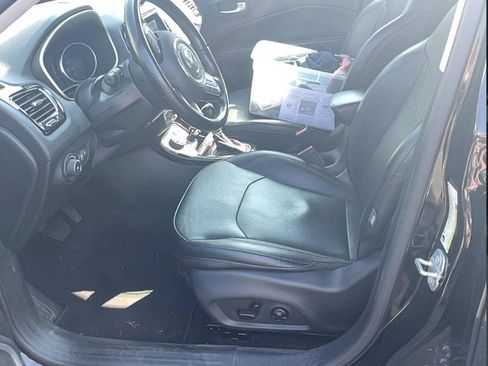 Used 2020 Jeep Compass Limited AWD/4WD image 3