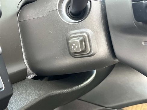 Used 2018 GMC Yukon XL Denali w/ Denali Ultimate Package image 40