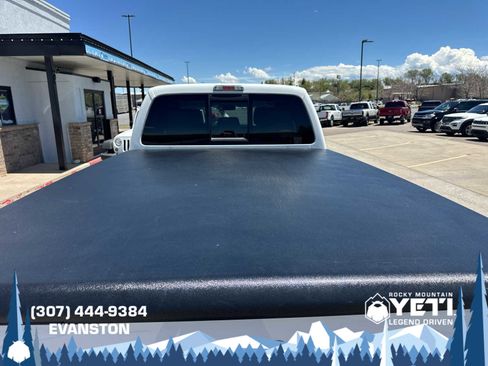 Used 2015 Ford F350 Lariat w/ Lariat Interior Package AWD/4WD image 13