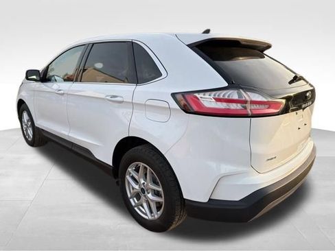 Used 2022 Ford Edge SEL w/ Convenience Package image 5