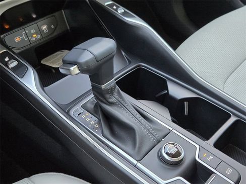 New 2026 Kia Sorento S w/ S Panoramic Sunroof Package FWD image 17