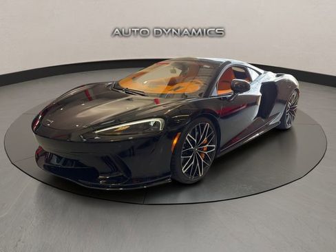 Used 2022 McLaren GT image 2