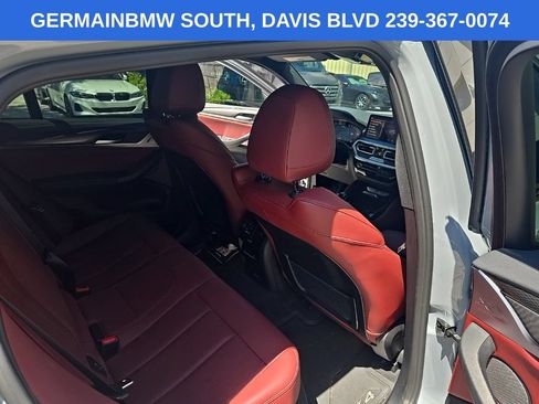 Used 2024 BMW X4 M40i AWD/4WD image 17