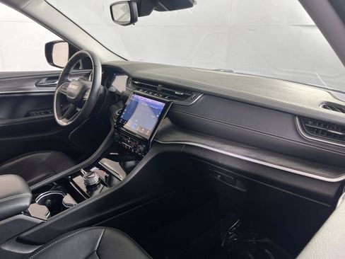 Used 2022 Jeep Grand Cherokee L Limited image 29