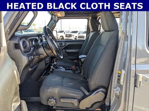 Certified 2022 Jeep Gladiator Willys image 4