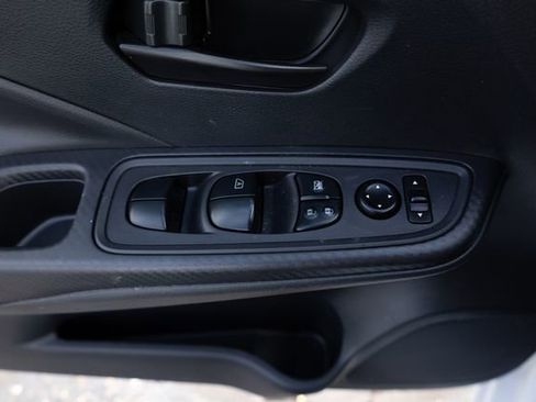 Used 2024 Nissan Versa S w/ Trunk Package image 18