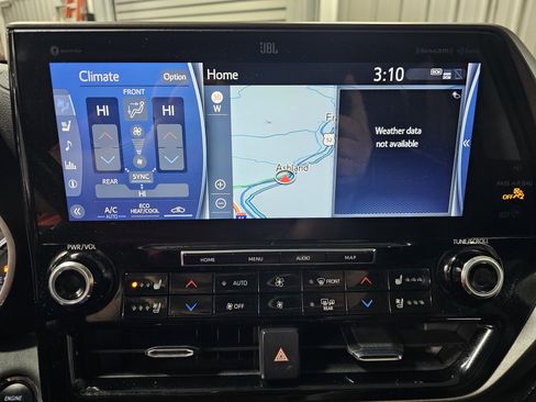 Used 2022 Toyota Highlander Limited image 22