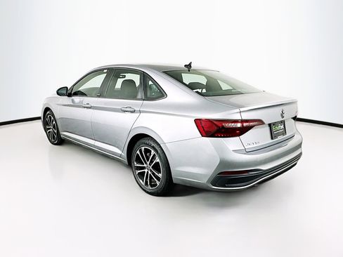 Used 2024 Volkswagen Jetta Sport image 5