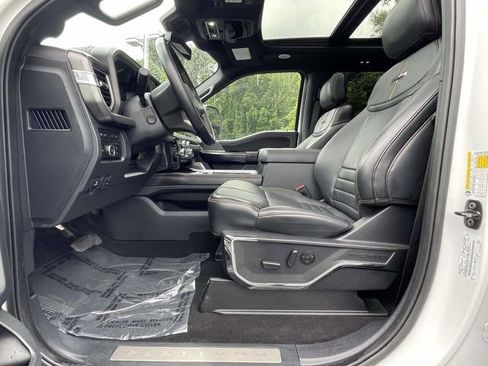 Used 2024 Ford F350 Platinum AWD/4WD image 11