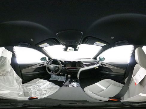 New 2026 Toyota Camry SE image 33