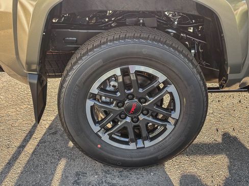 New 2026 Toyota Tacoma TRD Sport AWD/4WD image 12