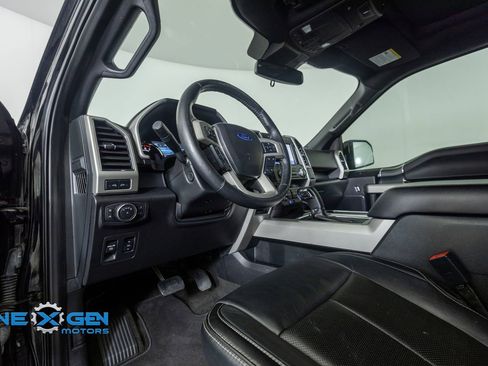 Used 2020 Ford F150 Lariat w/ Equipment Group 502A Luxury image 10