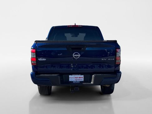 Used 2022 Nissan Frontier SV image 8