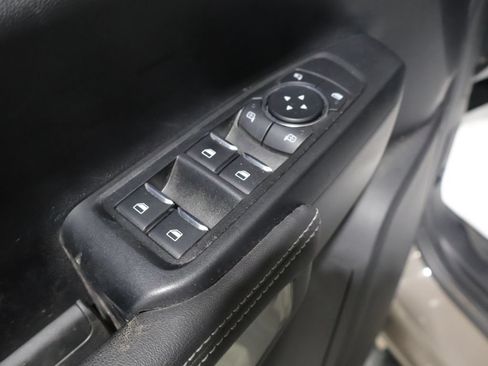 Used 2025 Ford Ranger XLT AWD/4WD image 13