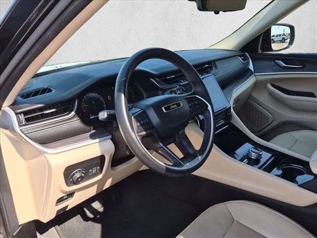Used 2022 Jeep Grand Cherokee L Limited w/ Luxury Tech Group II AWD/4WD image 4