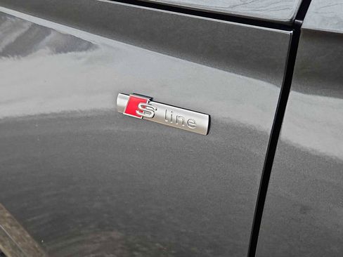 Used 2023 Audi Q5 2.0T Premium Plus image 3