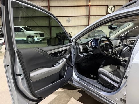 Used 2021 Subaru Outback Onyx Edition XT AWD/4WD image 12