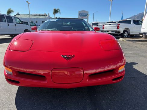 Used 2001 Chevrolet Corvette Convertible w/ Preferred Equipment Group2 image 35