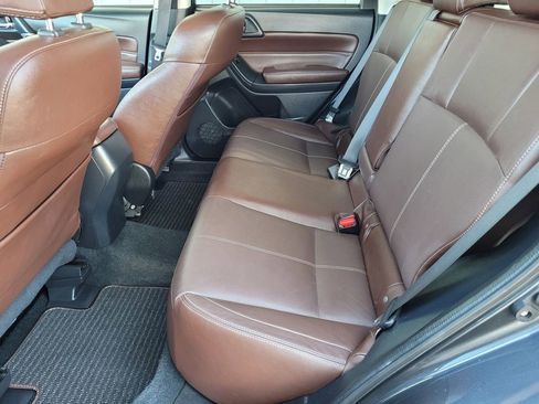 Used 2018 Subaru Forester 2.5i Touring w/ Popular Package #3B AWD/4WD image 8
