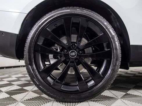 Used 2025 Land Rover Range Rover Sport SE AWD/4WD image 38