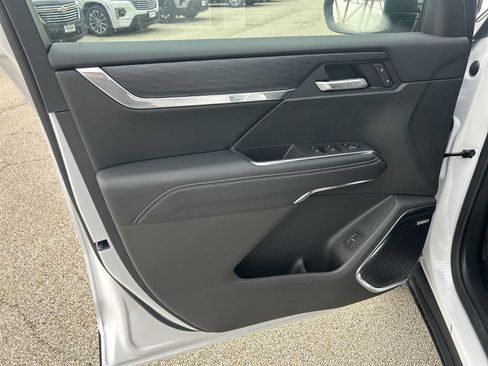 New 2026 GMC Acadia Elevation w/ Black Edition AWD/4WD image 23