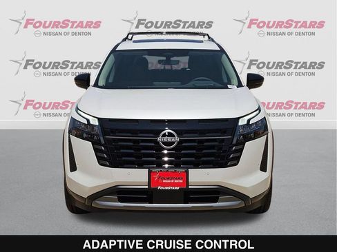 New 2026 Nissan Pathfinder Platinum FWD image 10