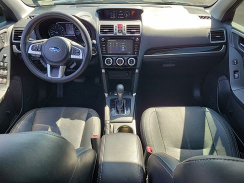 Used 2018 Subaru Forester 2.5i Touring AWD/4WD image 15
