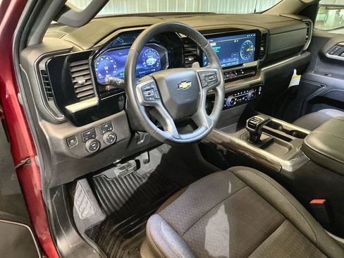 Used 2023 Chevrolet Silverado 1500 LT w/ Convenience Package II image 10