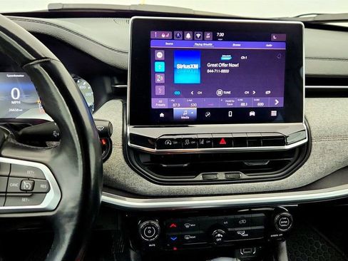 Used 2022 Jeep Compass Latitude image 16