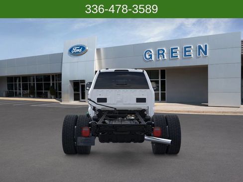 New 2026 Ford F550 4x4 Crew Cab image 6