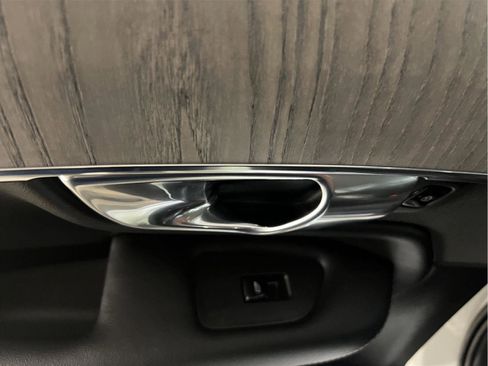 Used 2021 Volvo XC90 T6 Inscription image 18