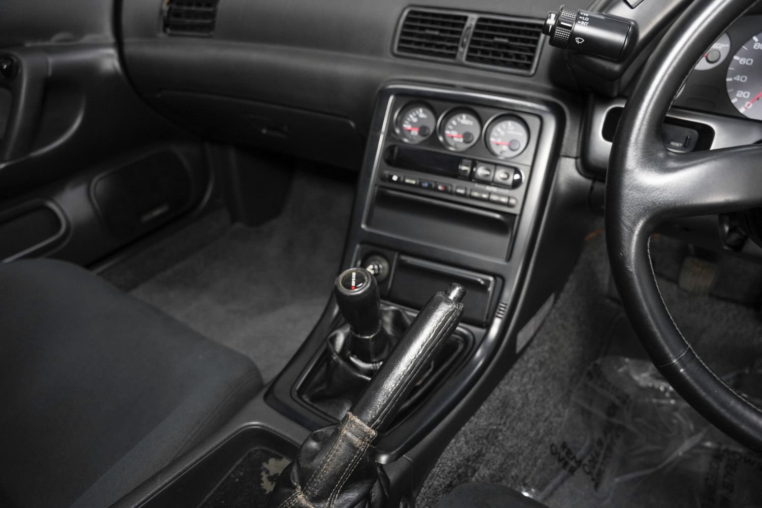 Used 1990 Nissan GT-R image 31