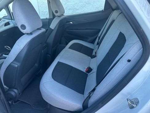 Used 2019 Chevrolet Bolt LT FWD image 7
