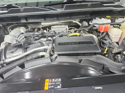 Used 2023 Chevrolet Silverado 3500 LTZ w/ LTZ Convenience Package AWD/4WD image 17